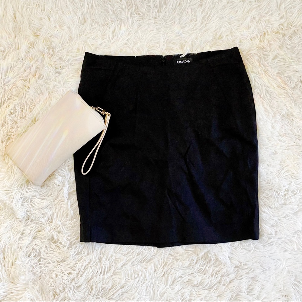 🖤 BEBE Mini Skirt 🖤